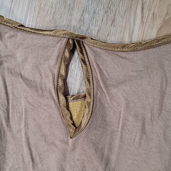 🔺️Ecru Gold Sequin Flowy Sleeveless Top XLarge - Picture 6 of 9